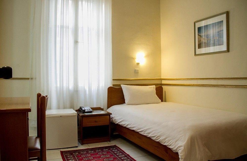 Tourist Hotel Thessaloniki Exterior photo